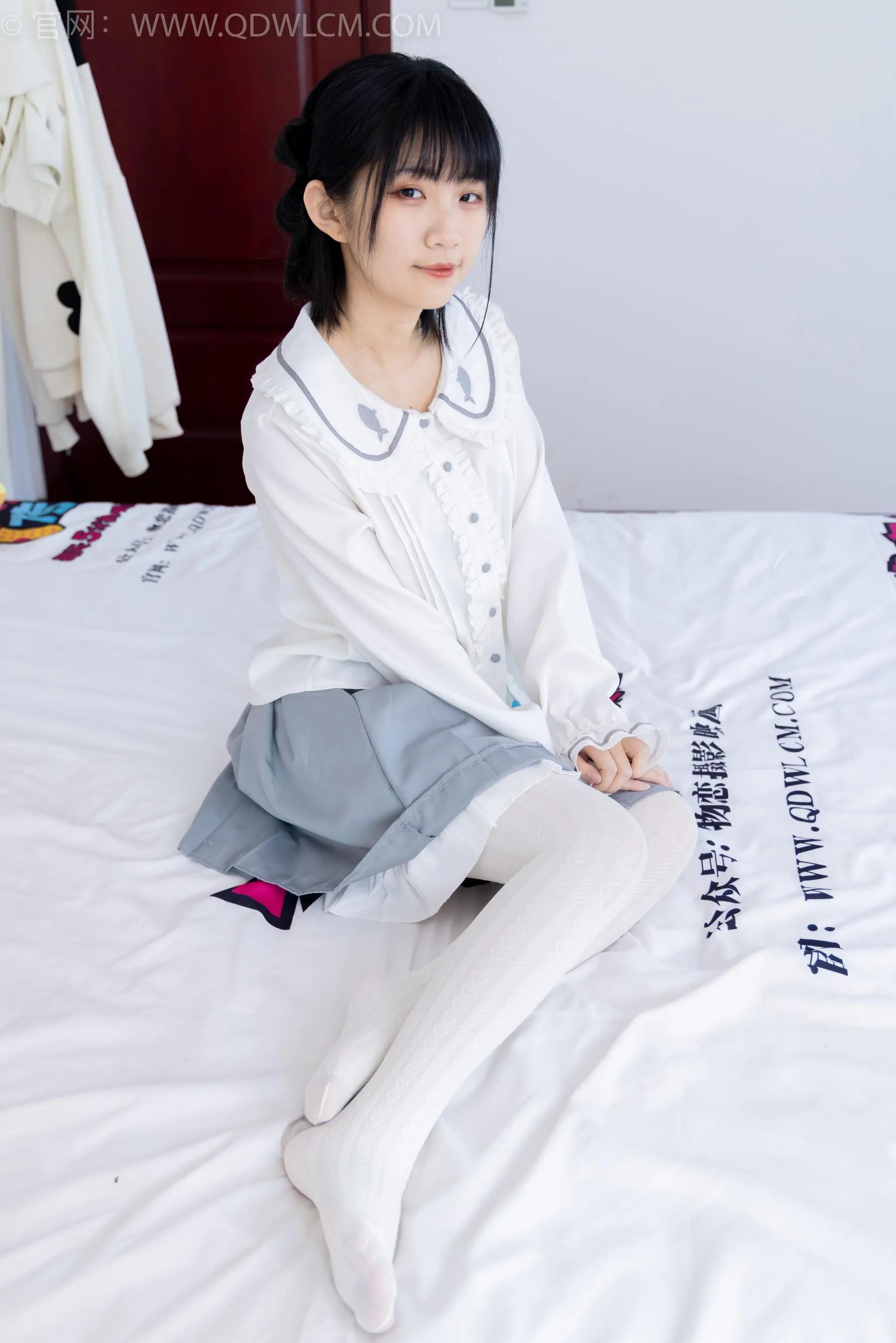 物恋传媒 NO.1528 暗月-夏日葡萄 [151P]插图4